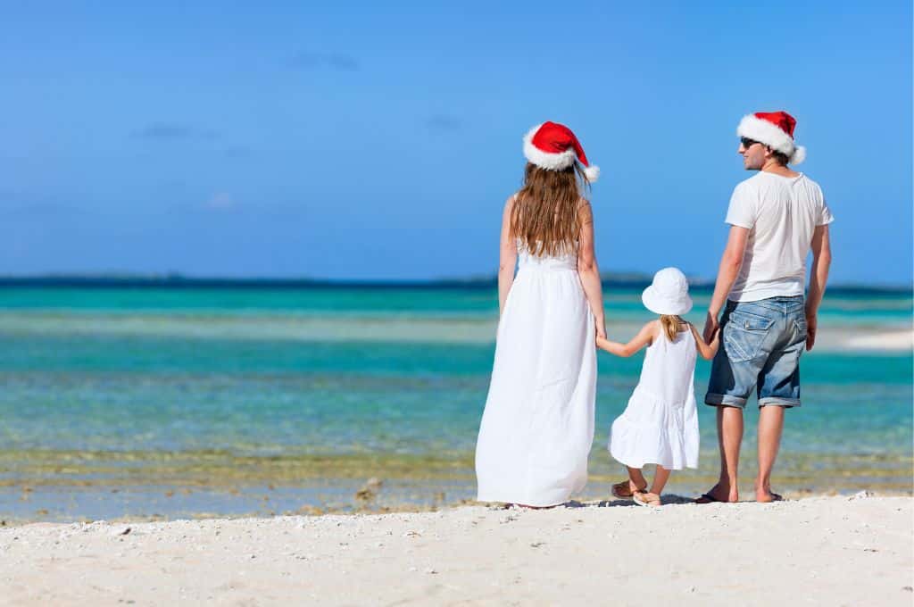 hawaii in december - family on a beach