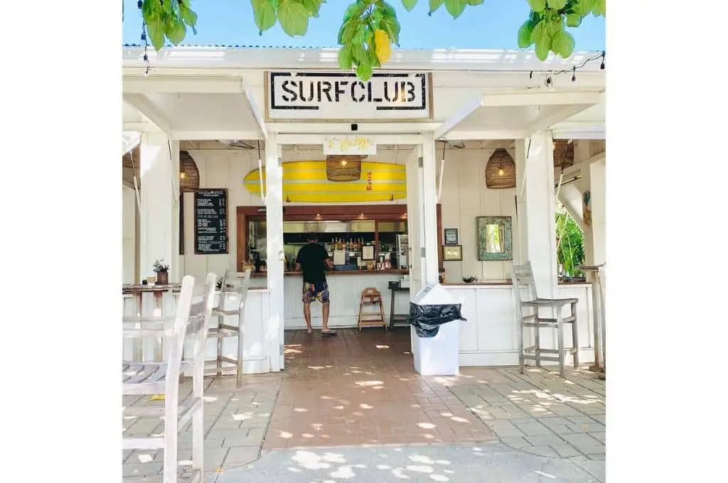 best restaurants in paia maui - hana hou surf club