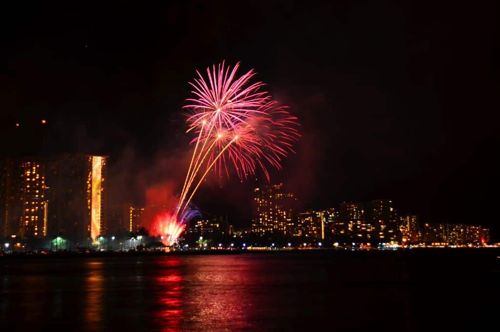 new years eve in hawaii - waikiki beach fireworks