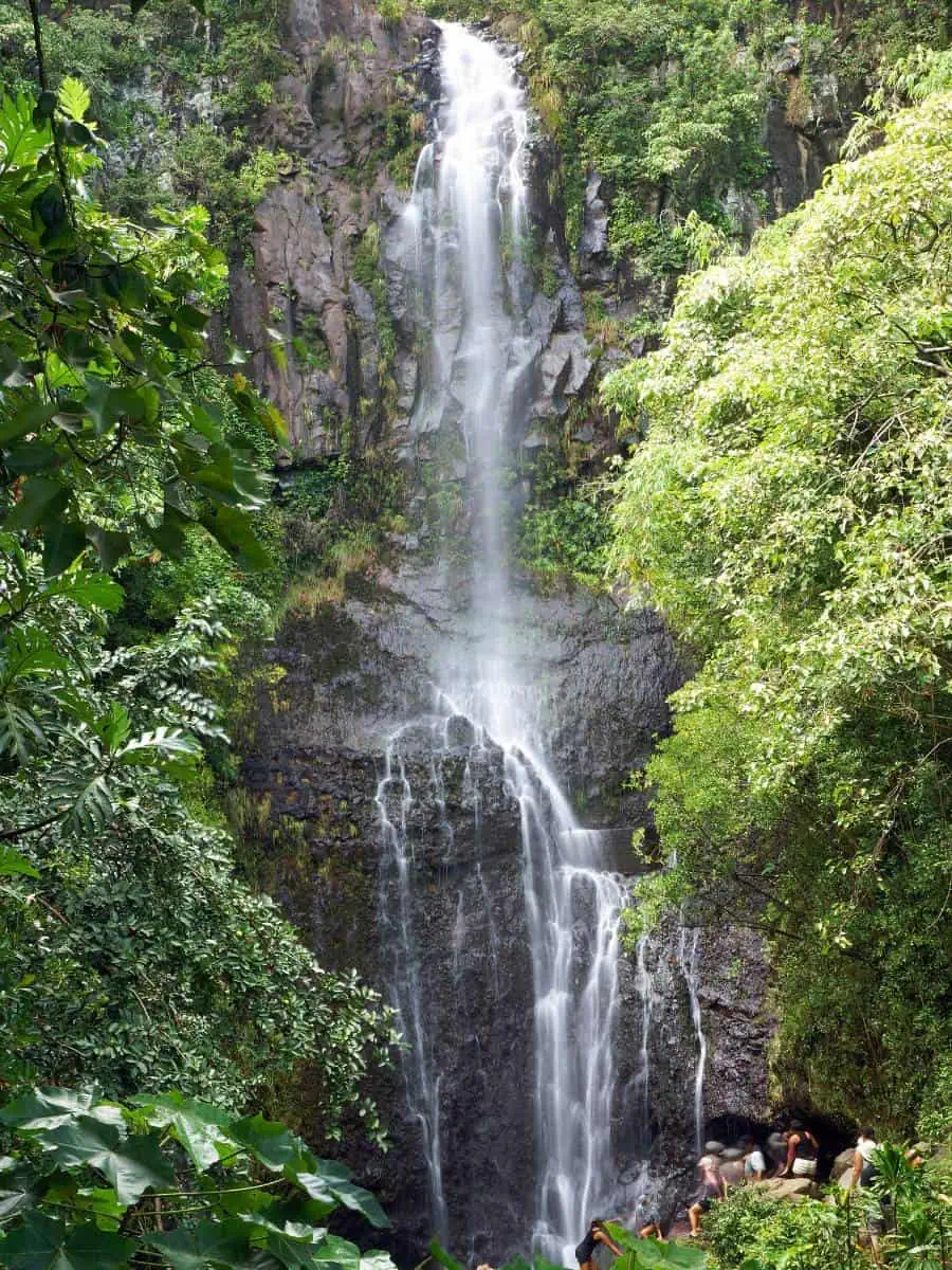 wailua falls maui road to hana waterfalls_1