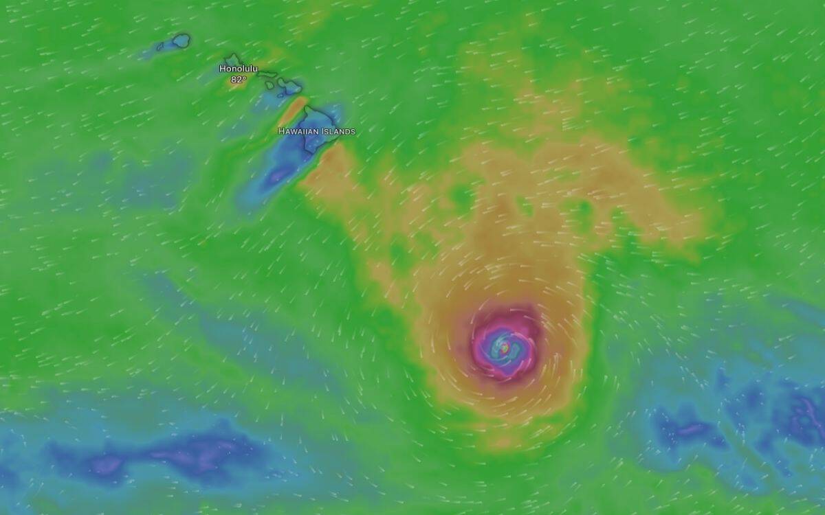 Tropical Storm Lowell Forecast to Become Major Hurricane Near Hawaii Tropical Storm Lowell Forecast to Become Major Hurricane Near Hawaii
